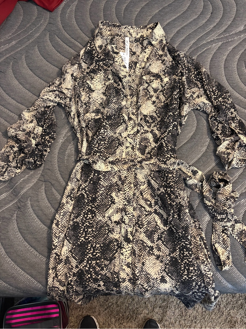 NY Collection Black and Cream Snake-Print Shirt Dress